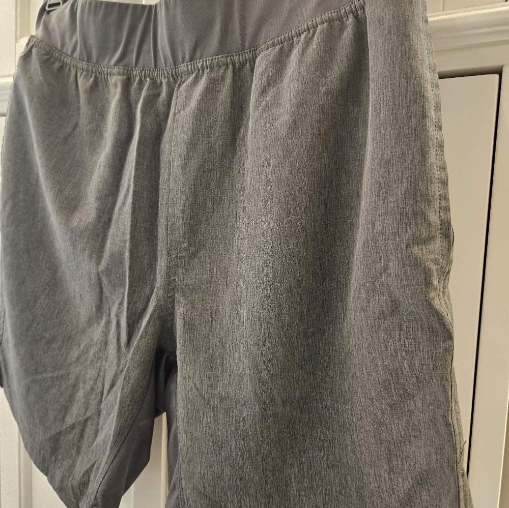 Amazon Essentials Athletic Shorts Black, Gray, An… - image 5